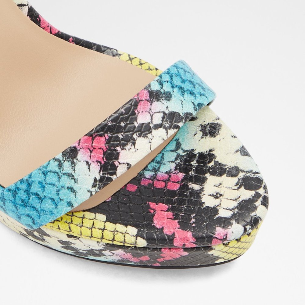 NEW Aldo Heels - Picture 3 of 3
